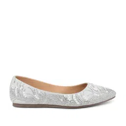Inc.5 Women's Grey Flat Ballets-image-53
