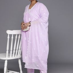 Varanga Plus Size Floral Embroidered Empire Thread Work Pure Cotton Kurta Set-picture-7