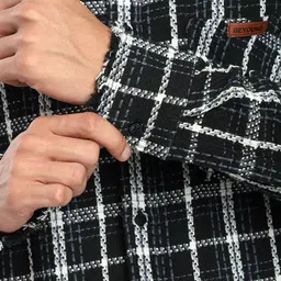 Beyoung Men Spread Collar Tartan Checked Cotton Relaxed Fit Casual Shirt image 3
