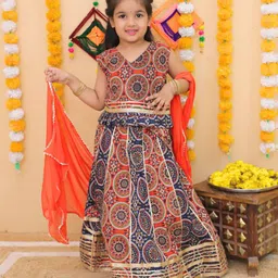 Vastrarth Sleeveless Floral Printed & Lace Embellished Lehenga Choli With Dupatta Set - Orange & Blue-picture-11