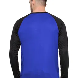 TQH Men Pack Of 2 Colourblocked Slim Fit T-shirt image 3