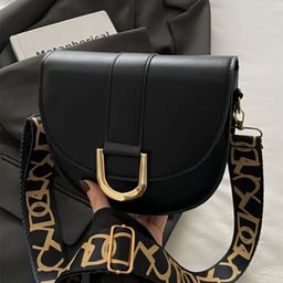 HAUTE SAUCE by Campus Sutra Women Black Leather Structured Sling Bag with Cut Work-picture-3