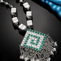 Karatcart Green Necklace for Women-image-50