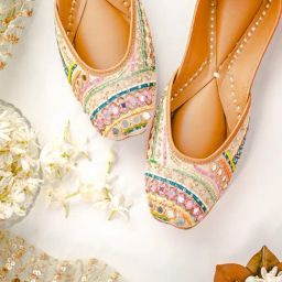 NR by Nidhi Rathi Women's Mulitcolored Ethnic Juttis-picture-31