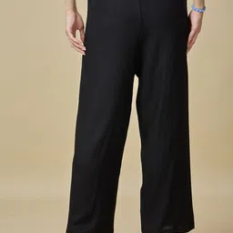 URBAN TRENDING Women Pack of 2 Solid Wide Leg Palazzos image 4