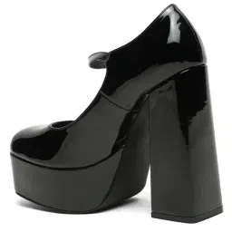 Flat N Heels Women's Black Ankle Strap Sandals image 5