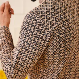 Jompers Men Geometric Embroidered Sequinned Kurta image 5