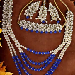 Jolly Faces Stone-Studded Jewellery Set image 5