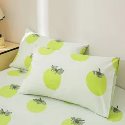 JC HOME Green & Off White Abstract 140 TC Queen Bedsheet with 2 Pillow Covers-2 m x 2.3 m image 3