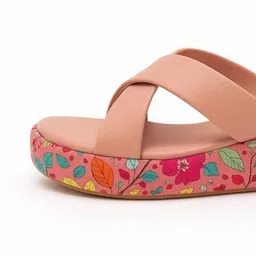 GLO GLAMP Printed Flatform Sandals image 4