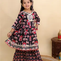 The Mom Store Cotton Woven Three Fourth Sleeves Animals & Trees Printed Lace Embellished Kurti Sharara Set - Black image 5
