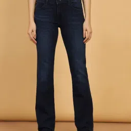 Wrangler Blue Relaxed Fit Mid Rise Jeans-picture-19
