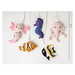 Rocking Potato Felt Ocean Theme  Hanging   Toy  for Stroller Pram Bassinet Crib Baby Gym  Set of 5 -Multicolor image 3