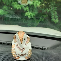 Afterstitch White Polyresin Showpieces image 2