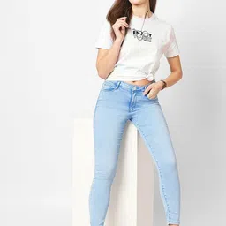 Kraus Jeans Women Skinny Fit High-Rise Light Fade Jeans image 4
