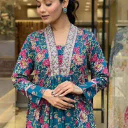 Brand Hill Women Printed Tiered Thread Work Pure Cotton Kurta with Trousers & Dupatta image 5