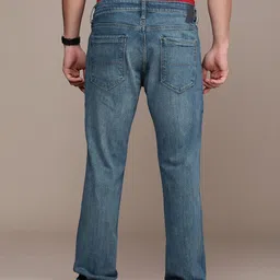 Nautica Men Straight Fit Light Fade Stretchable Jeans image 5