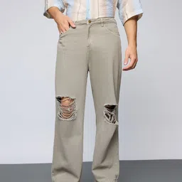 FREAKINS Men Wide Leg High-Rise Highly Distressed Jeans image 2