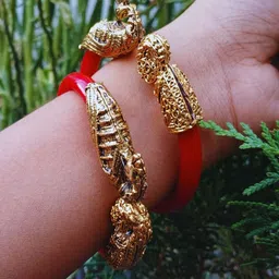 Vidhya Kangan Brass Crystals Bangle image 2