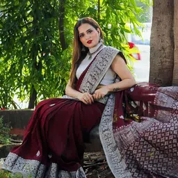 revika Ethnic Motif Zari Woven Pure Silk Kanjeevaram Saree-picture-17