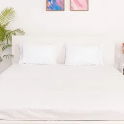 Oyvu White Cotton Breathable 300 TC Queen Bedsheet with 2 Pillow Covers 108" x 90" image 3