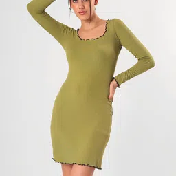 clobug Crepe Sheath Dress image 4