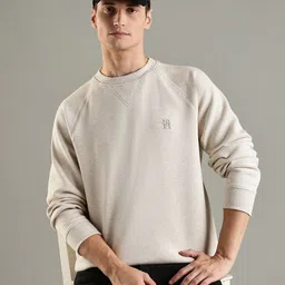 Tommy Hilfiger Men Solid Round Neck Regular Pullover Sweatshirt-image-31