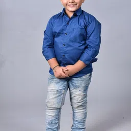 Tanip Solid Regular Fit Shirt image 3