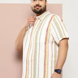 Sztori Men Plus Size Striped Casual Shirt image 3