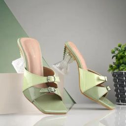 Clog London Women's Green Casual Sandals-picture-1