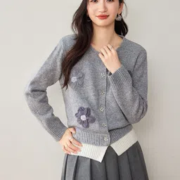 JC Collection Women Cardigan with Applique Detail image 3