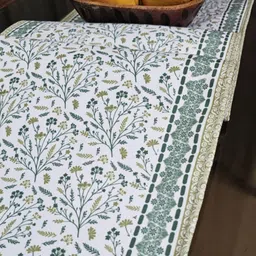 Akira Furnishings Floral Table Runners image 3