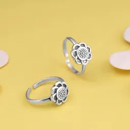 GIVA 925 Oxidized Silver Antique Floral Beauty Toe Rings-image-76