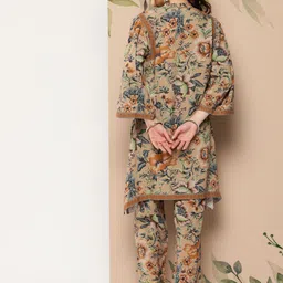 Nayam By Lakshita Floral Printed Regular Kurti with Trousers image 2