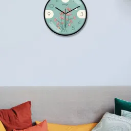 RANDOM Black & White Plastic Silent Sweep Round Wall Clock image 2