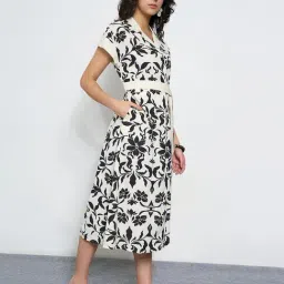 Akkriti By Pantaloons Snow White Regular Fit Printed Dress image 3