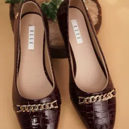 Elle Women's Cherry Flat Ballets-picture-27