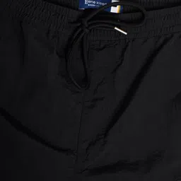 Bene Kleed Men Baggy Fit Mid-Rise Crushed Nylon Cargo Shorts image 3