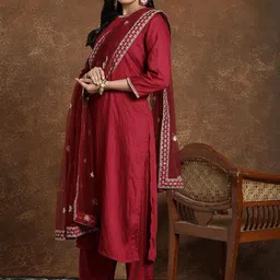 AVANSHEE Women Regular Sequinned Kurta with Trousers & Dupatta image 5