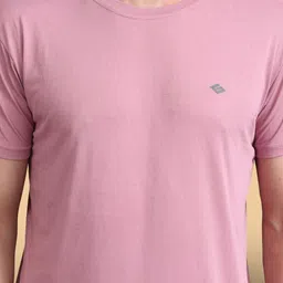 Jinfo Men Solid Round Neck T-shirt image 3