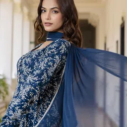 EthniFlair Women Floral Printed Empire Aari Work Pure Cotton Kurta with Pyjamas & With Dupatta image 4