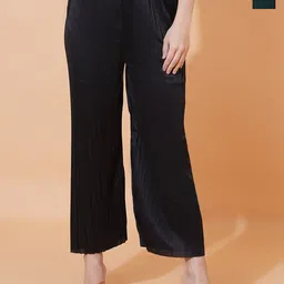 kintu parantu Women Pack of 2 Comfort Cropped Regular Fit Trousers-picture-35