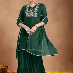 Janasya Women Floral Yoke Design Regular Sequinned Kurta with Palazzos & With Dupatta image 4
