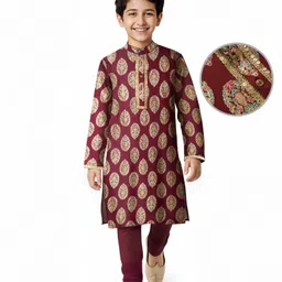 EARTHY TOUCH Single Jersey Knit Full Sleeves Kurta Pajama Set with Motif Glitter Print & Lace Detailing - Maroon-picture-24