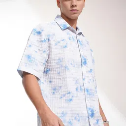 HIGHLANDER Men Cutaway Collar Abstract Printed Oversized Casual Shirt image 3