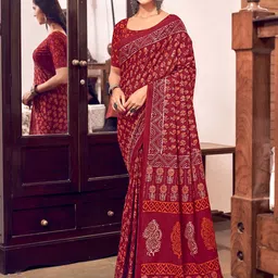 Ishin Floral Printed Saree With Blouse Piece-image-2