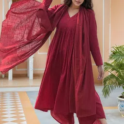 Aaghnya V-Neck Empire A-Line Kurta With Harem Pants And Dupatta image 5
