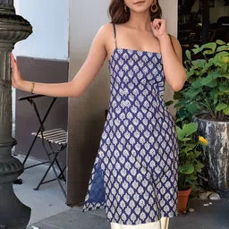 GoSriKi Women Ethnic Motifs Printed Straight Short Shoulder Straps Kurta-picture-23