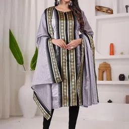 Snofi Creation Women Kurta image 4