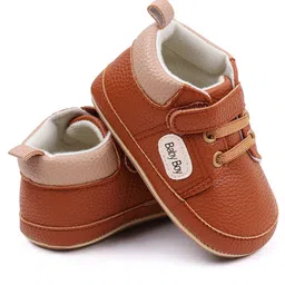 KIDLINGSS Text Patch Detailed Velcro Closure Booties - Brown image 5